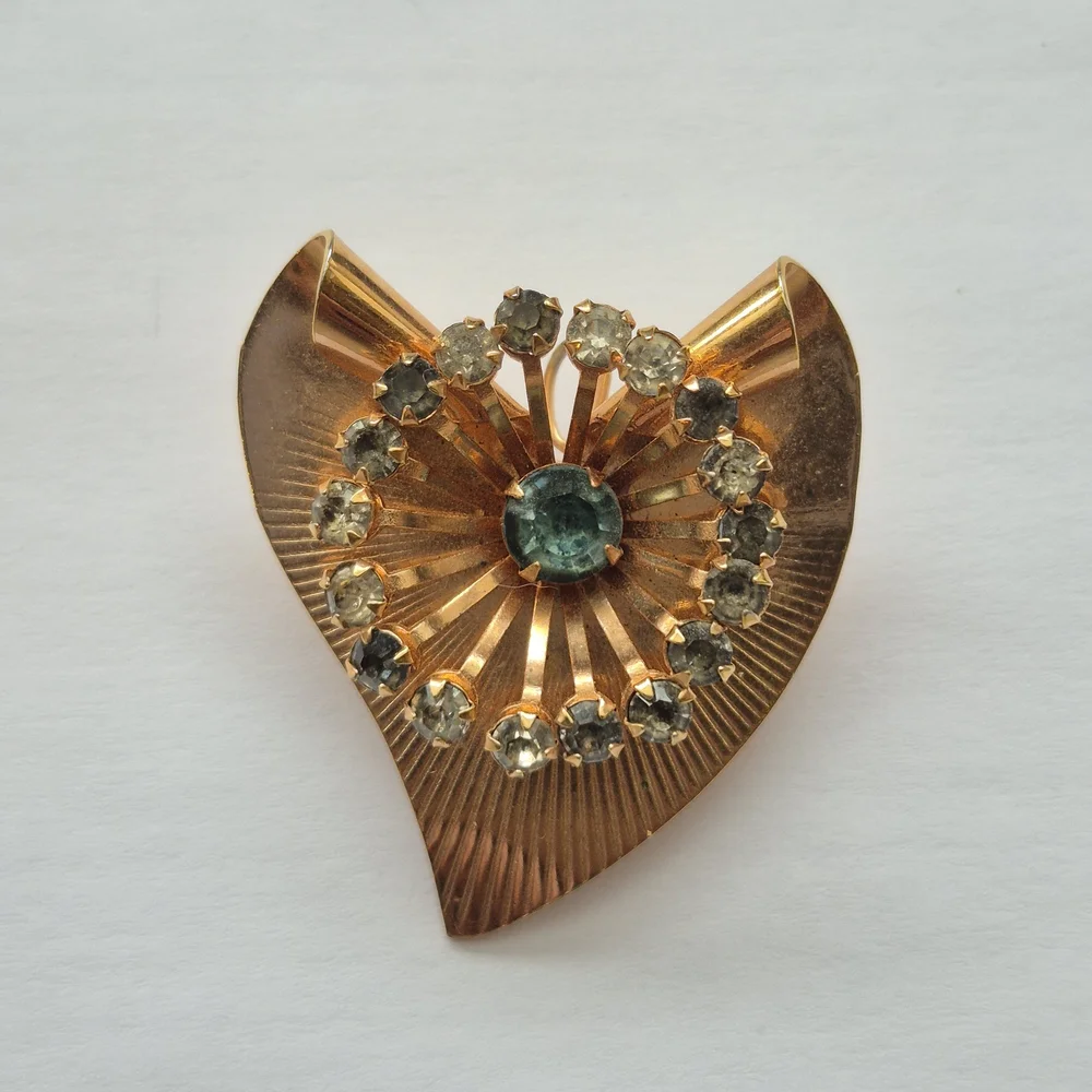 Vintage Gold Tone Starburst Heart Brooch Pendant